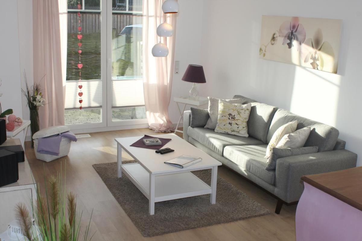 Ferienwohnung Asia In ボルン エクステリア 写真