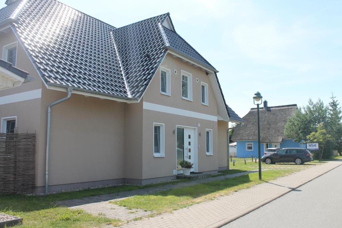 Ferienwohnung Asia In ボルン エクステリア 写真