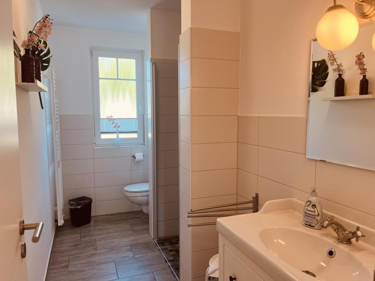 Ferienwohnung Asia In ボルン エクステリア 写真